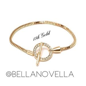 Dainty 18k Gold & Crystal Circle Toggle Bracelet